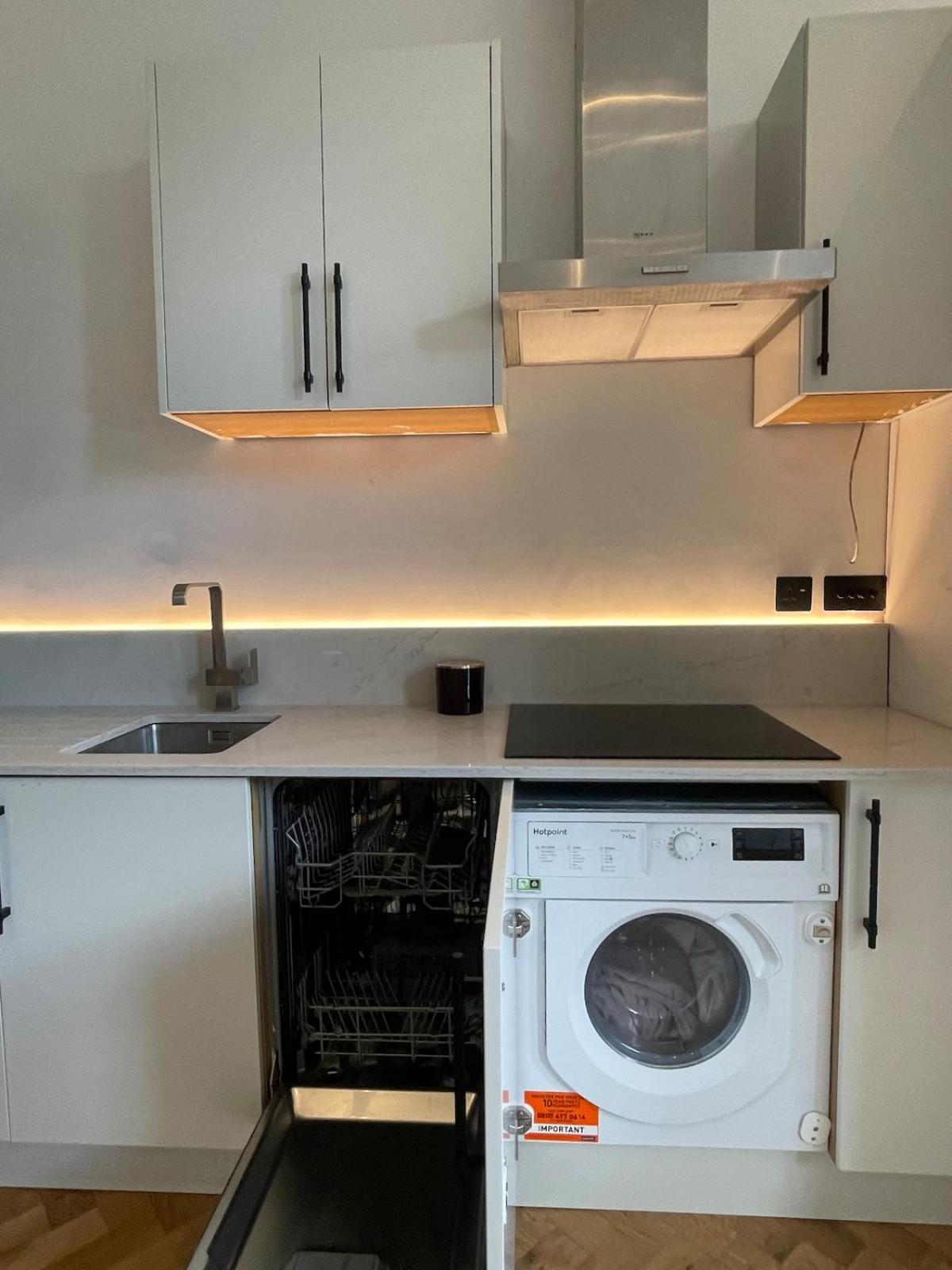 Fabulous In The Heart Of Kensington Apartment London